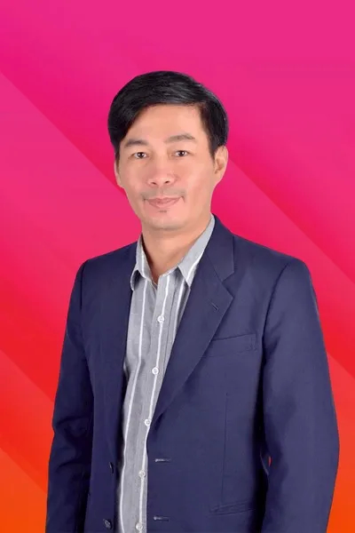 อาจารย์รุ่งศักดิ์ เยื่อใย